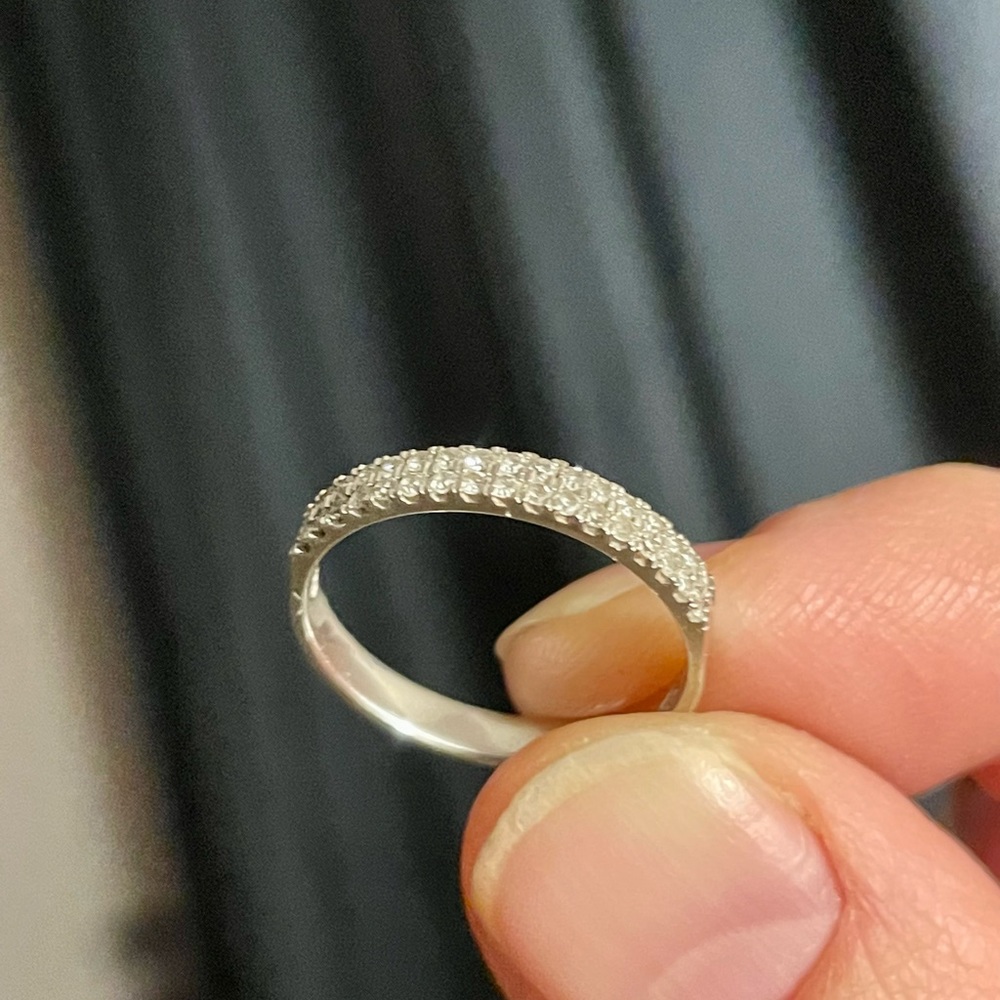 Minimalist natural diamond 10k white gold ring